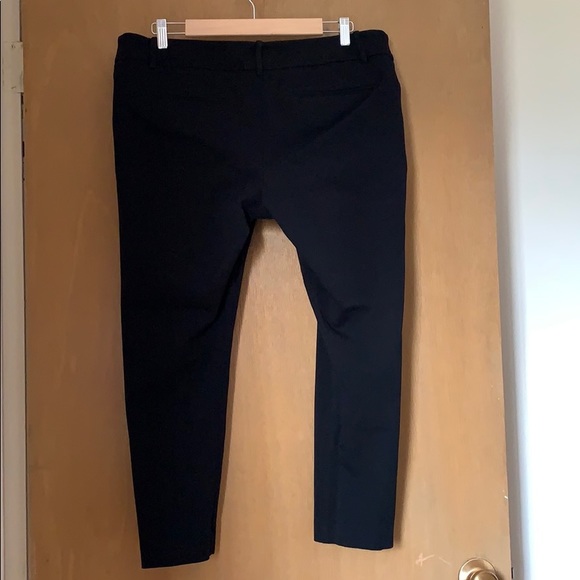 Mossimo Stretch Capris - Picture 5 of 5